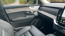 Volvo XC90 2.0 T8 PHEV Ultra Dark 5dr AWD Geartronic Estate